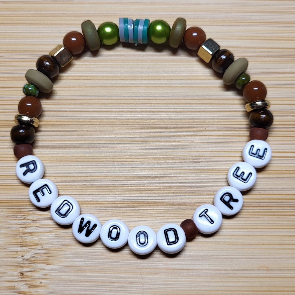 Redwood Tree- Taylor Swift Friendship Bracelet, Size 7"